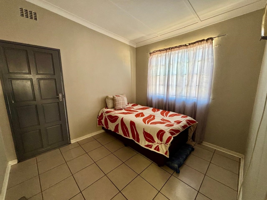 4 Bedroom Property for Sale in Beaconsfield Northern Cape